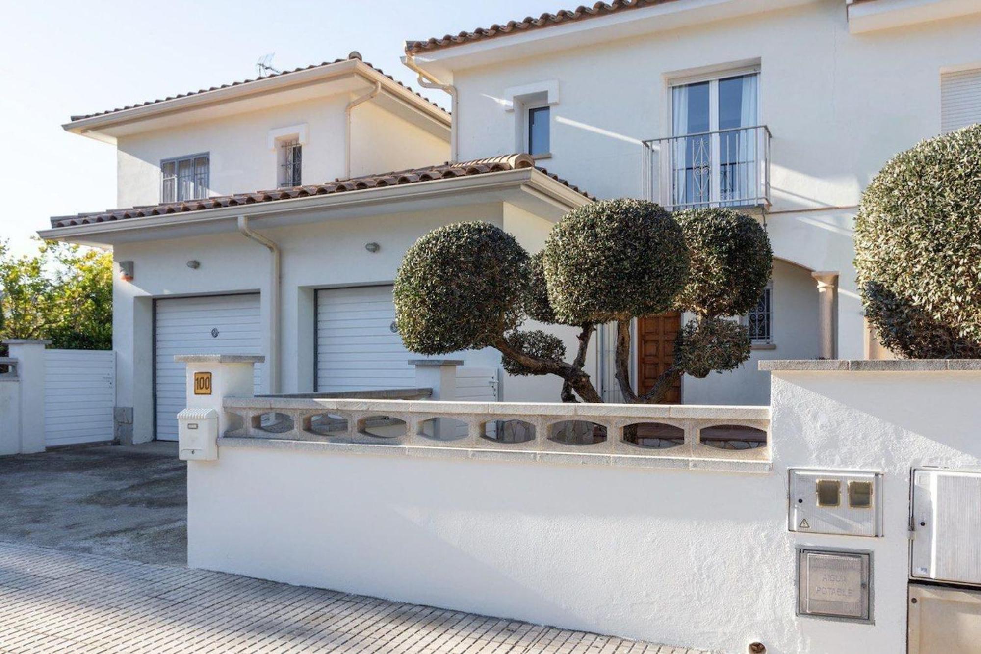 הוילה L' Escala Casa Bosque Del Mar מראה חיצוני תמונה