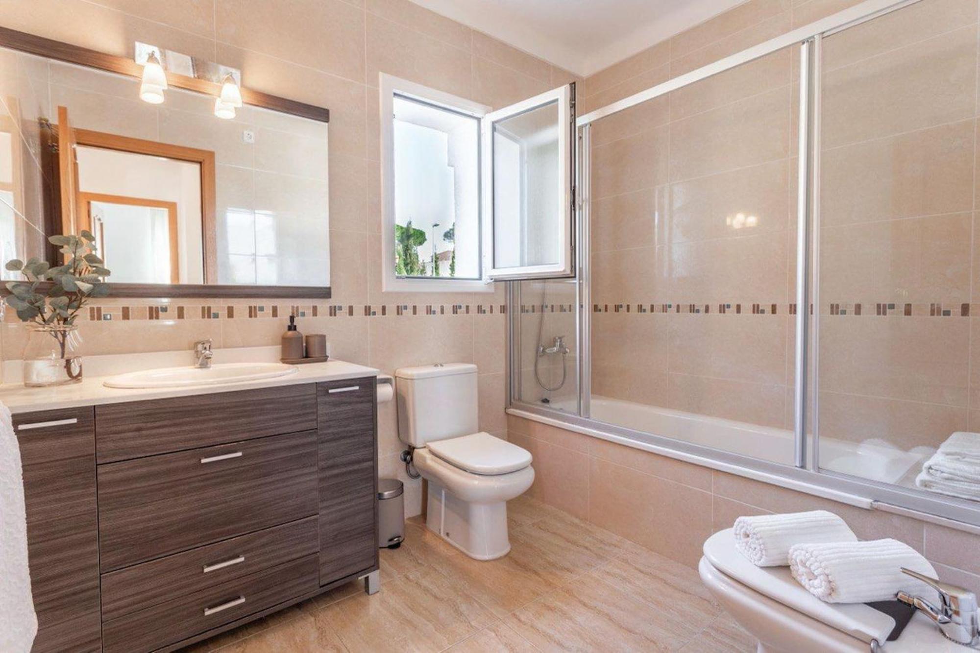 הוילה L' Escala Casa Bosque Del Mar מראה חיצוני תמונה